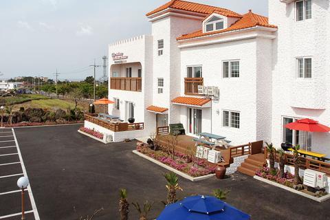 Lapaloma Pension Jeju Buitenkant foto