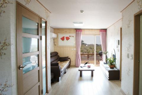 Lapaloma Pension Jeju Buitenkant foto